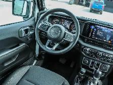 2024 Jeep Wrangler Sahara - Photo 11