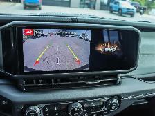 2024 Jeep Wrangler Sahara - Photo 24
