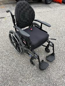 WHEELCHAIR 18" DELIVERY INCLUDED