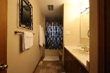 Beautiful 4 Bedroom   2.5 Bath House for rent - Grand Bend - Photo 3