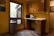 Beautiful 4 Bedroom   2.5 Bath House for rent - Grand Bend - Photo 14