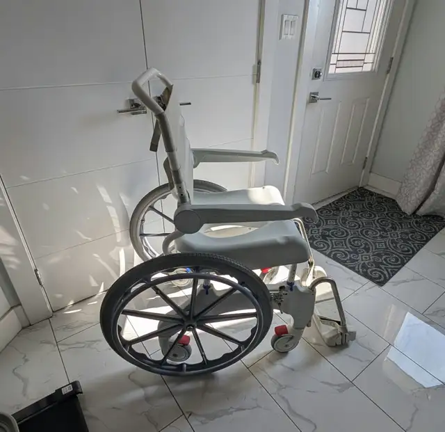 Invacare Aquatec Ocean Ergo Shower Commode Chair