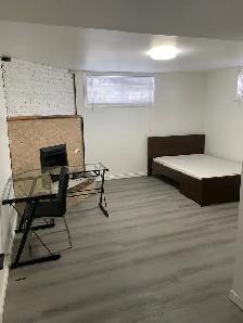 Room for rent – Clean, Quiet & Convenient