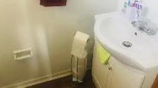 Upper 3 Bedroom Bungalow For Lease Malton - Photo 10
