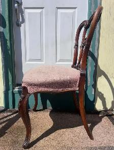 Antique Victorian Rococo Revival Carved Wood Chair – Late 1800s - Photo 2