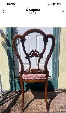 Antique Victorian Rococo Revival Carved Wood Chair – Late 1800s - Photo 4