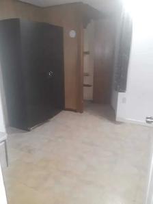 Private room for rent,available November. - Photo 4