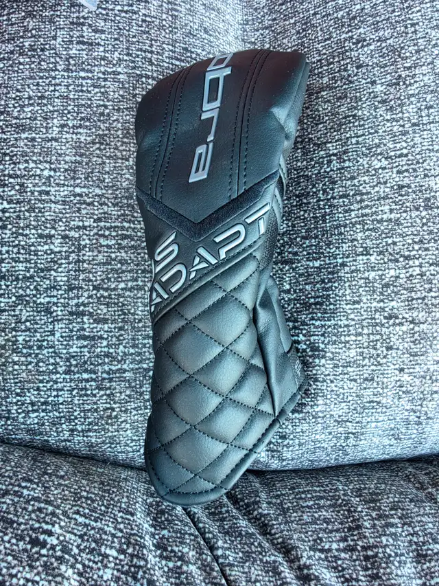 Brand new cobra ds-adapt fairway headcover for sale!!