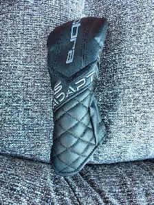 Brand new cobra ds-adapt fairway headcover for sale!!