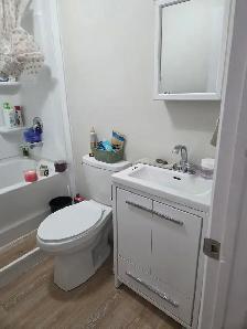 Studio Apartment - November 1st - Photo 5