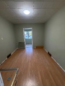 2 Beds 1 Bath - House for Rent Moose Jaw, SK - Photo 8
