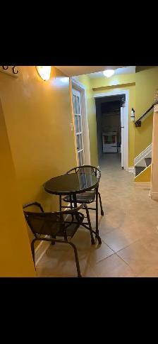 One Bedroom Apartment available (Scarborough) - Photo 5