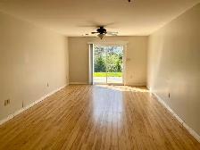 Spacious 2-Bed, 1.5-Bath Duplex with a single garage - Photo 3