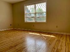 Spacious 2-Bed, 1.5-Bath Duplex with a single garage - Photo 10