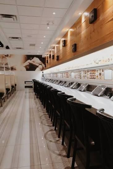 Now Hiring Server/Food Runner - Point Sushi