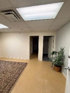 office space for rent! - Photo 2