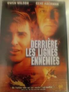 Dernière les ligne enemies