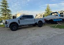 Fully loaded Ford F-350 Platinum Tremor. - Photo 2
