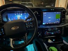 Fully loaded Ford F-350 Platinum Tremor. - Photo 8