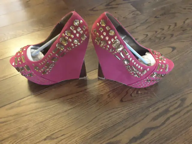 Brand New Women shoes Size 8.5