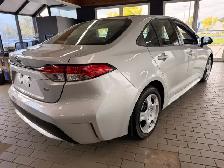 2021 Toyota Corolla LE - Photo 4