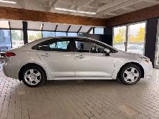 2021 Toyota Corolla LE - Photo 5