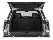 2027 Chevrolet Traverse Z71 AWD 4dr Z71 - Photo 8
