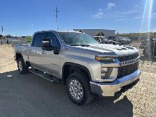 2022 Chevrolet Silverado 2500HD LT - Photo 2