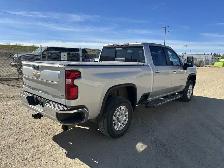 2022 Chevrolet Silverado 2500HD LT - Photo 5