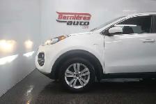 2018 Kia Sportage LX / AWD - Photo 6