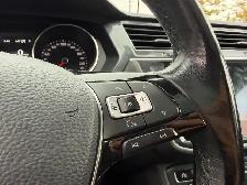 2018 Volkswagen Tiguan COMFORTLINE 7 PASS AWD LEATHER PAN/ROOF B - Photo 30