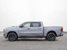 2027 Ram 1500 Express Black Edition Crew 4x4 3.0L Bucket Seats - Photo 3