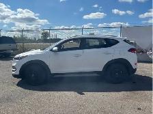 2018 HYUNDAI TUCSON PREMIUM EDITION | 1 OWNER | CARPLAY - Photo 3