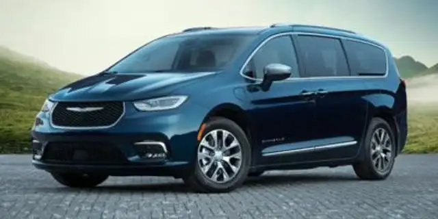 2023 Chrysler Pacifica Hybrid Pinnacle 2WD
