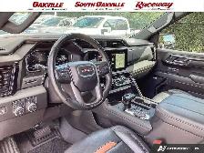 2025 GMC Sierra 1500 AT4 | SUNROOF | CLEAN CARFAX | NO ACCIDENTS - Photo 13