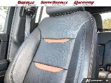 2025 GMC Sierra 1500 AT4 | SUNROOF | CLEAN CARFAX | NO ACCIDENTS - Photo 20