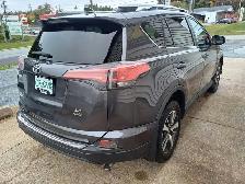 2018 Toyota RAV4 LE AWD - Photo 6