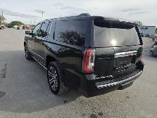 2019 GMC Yukon XL Denali - Photo 2