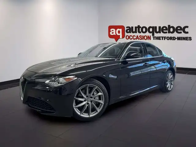2019 Alfa Romeo Giulia AWD / Toit Pano / Cuir Rouge / Siege et v