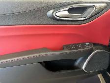 2019 Alfa Romeo Giulia AWD / Toit Pano / Cuir Rouge / Siege et v - Photo 13