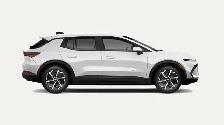 2027 Chevrolet Equinox EV LT1 w/PCY - Photo 2