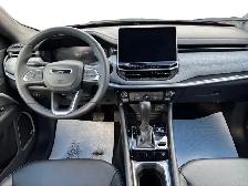 2025 Jeep Compass North - Photo 13