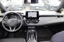 2026 Toyota Corolla SE Hatchback - Photo 9
