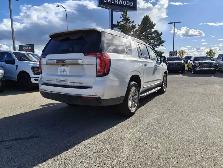 2024 GMC Yukon XL Denali 3.0L | 8 Passenger Seating - Photo 6