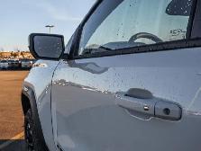 2026 GMC Canyon AT4 - Photo 13