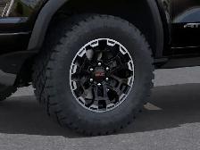 2026 GMC Canyon AT4 - Photo 9