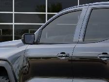 2026 GMC Canyon AT4 - Photo 12