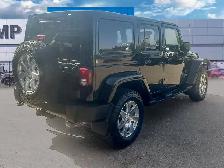 2018 Jeep Wrangler JK Unlimited Sahara | 4X4 | Remote Start - Photo 6