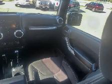 2018 Jeep Wrangler JK Unlimited Sahara | 4X4 | Remote Start - Photo 29