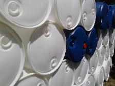 55 gallons plastic barrels, 2 caps on top.